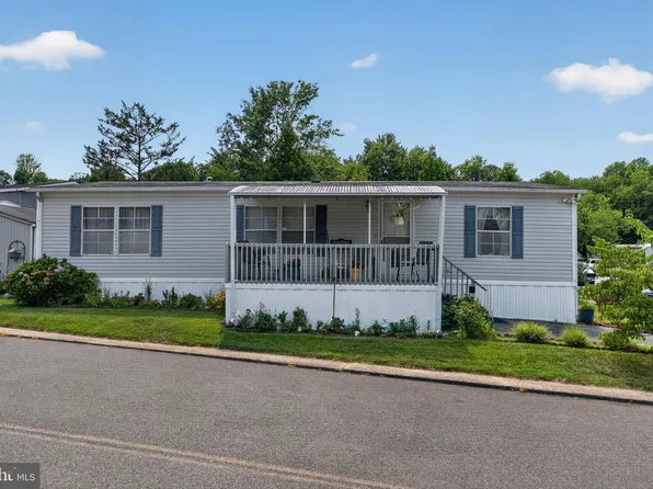 9413 Gumtree Park St, Capitol Heights, MD 20743