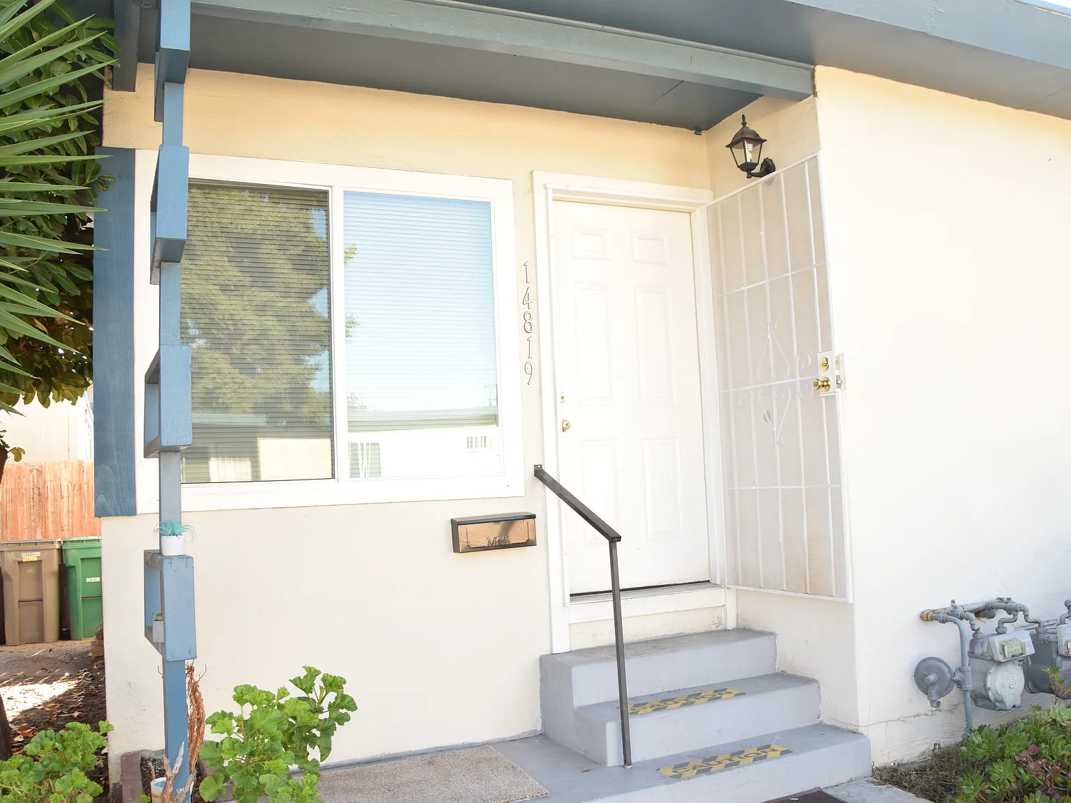 14817 Bancroft Ave — Photo 3
