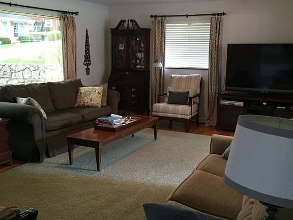 2nd image of 1922 Bona Vista Dr
