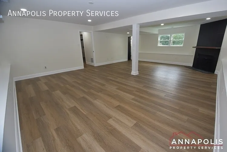 1003 Tyler Ave — Photo 11