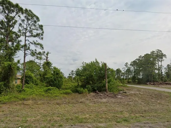 1127 Eclipse St E, Lehigh Acres, FL 33974
