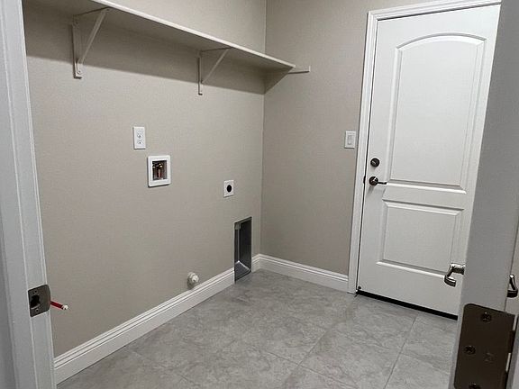 2nd image of 2117 Dome Ct