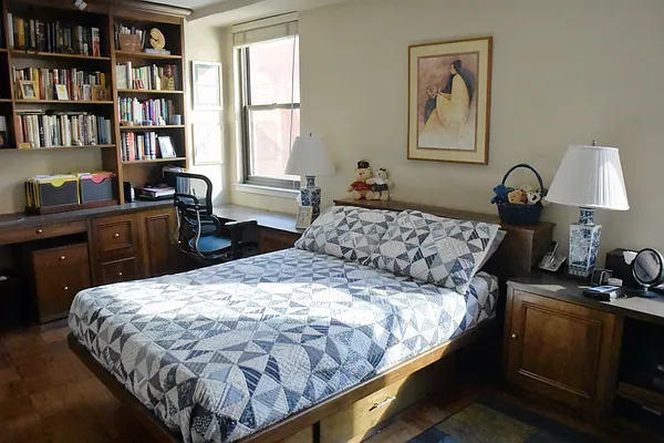 Sold by Argent Advisors LLC | media 13