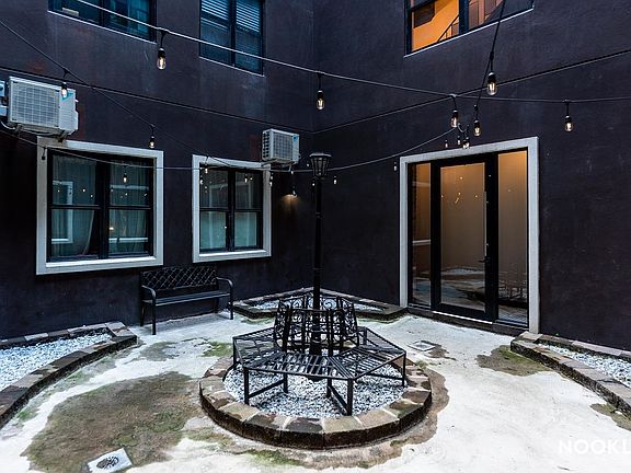 4th image of 239 Hawthorne St #1F