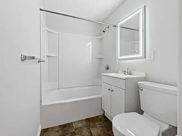 B180 (Keewaydin Pines) — Photo 12