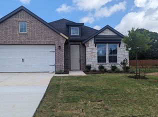 1305 Hickory Ct, Weatherford, TX 76086