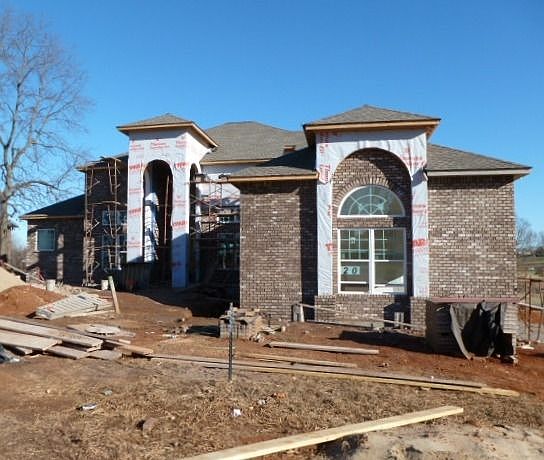 1st image of 3101 Bowles Dr