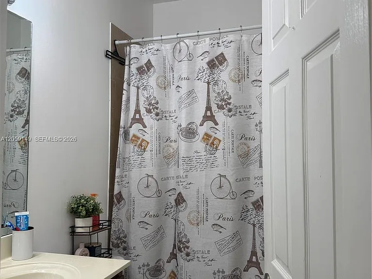 11302 NW 88th Ter #11302 — Photo 14