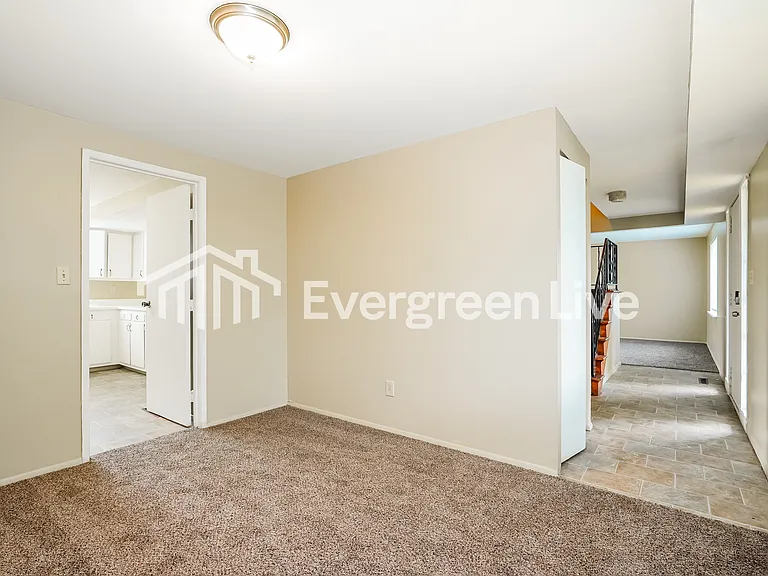 1449 Marty Dr — Photo 5