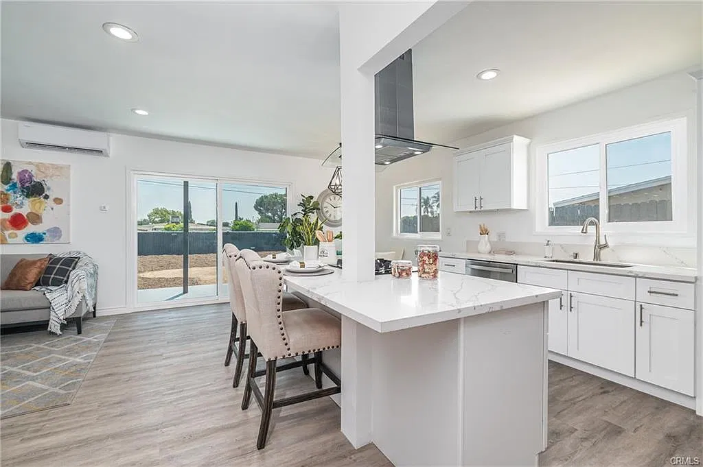4 bed, 1750 sqft, $3,500 — Photo 4