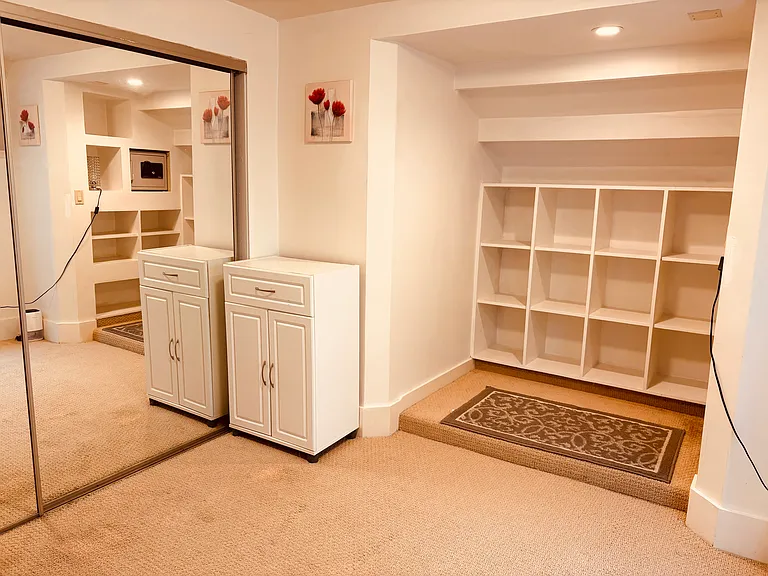 715 Mangels Ave #1 — Photo 10