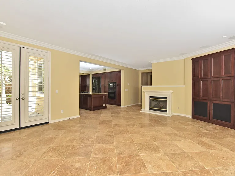 6941 Waters End Dr — Photo 7