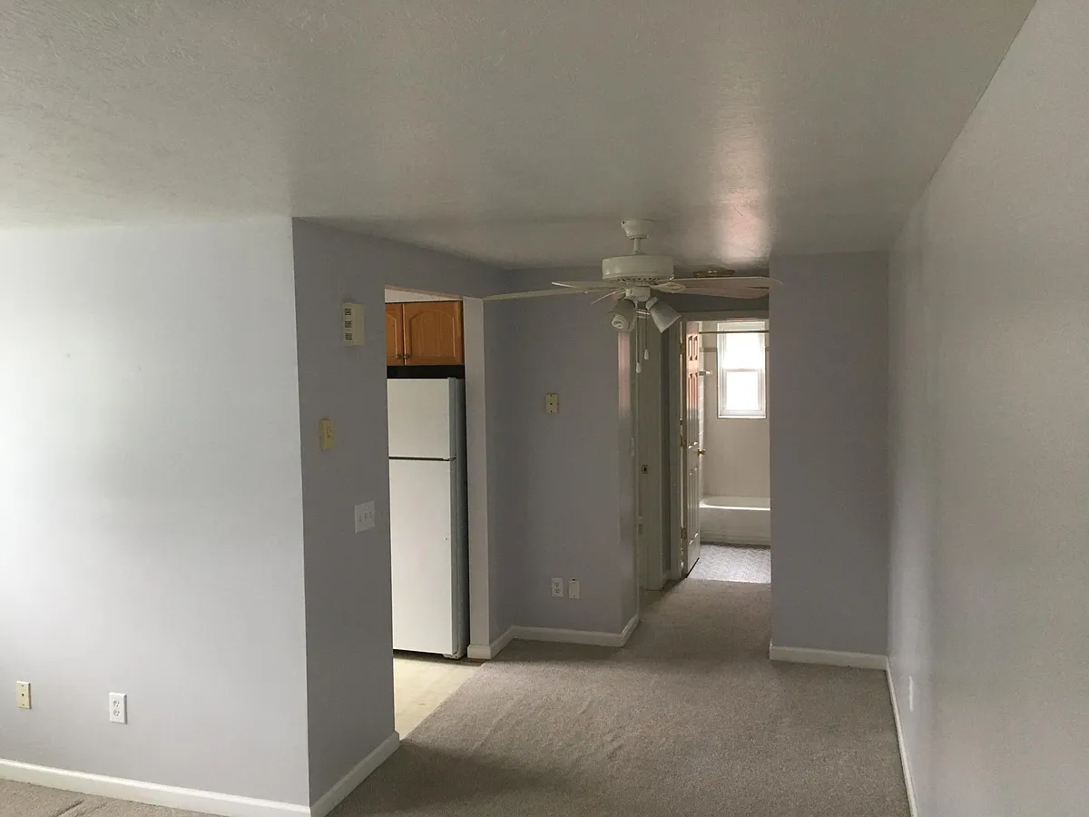 Building Photo - 923 Mohawk Trl