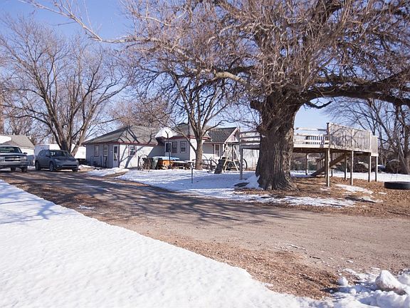 2nd image of 609 142nd St