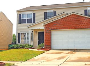 8144 Rosberg Ln, Charlotte, NC 28216