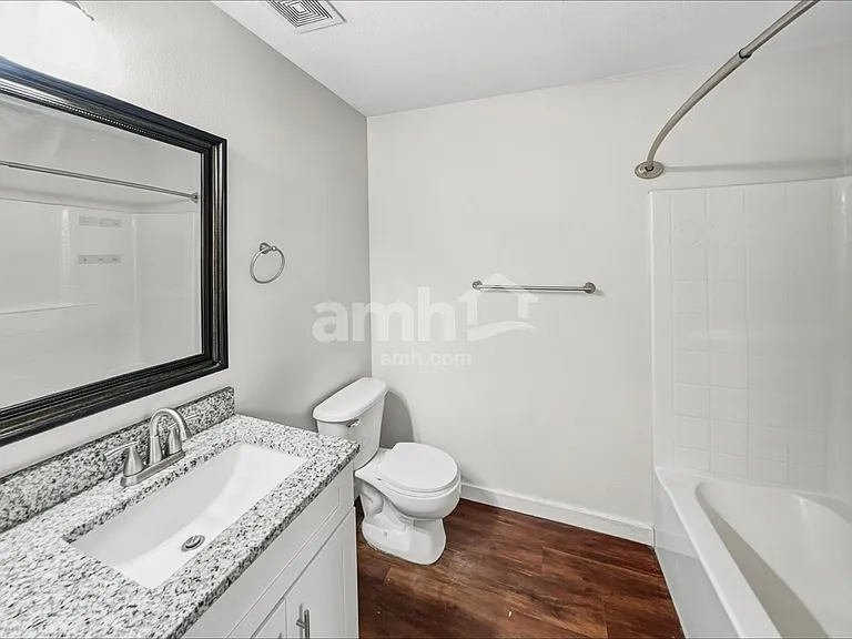 19735 Susquehanna Way — Photo 13