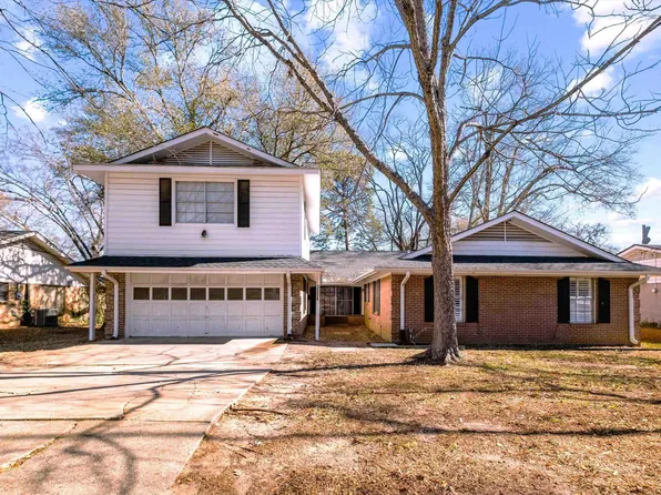 3334 Brookside Dr, Tyler, TX 75701