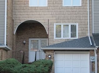 143 Patriots Rd #143, Morris Plains, NJ 07950