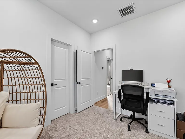 4804 Elysian St #C — Photo 26