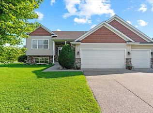15849 Fairoaks Ave N, Hugo, MN 55038
