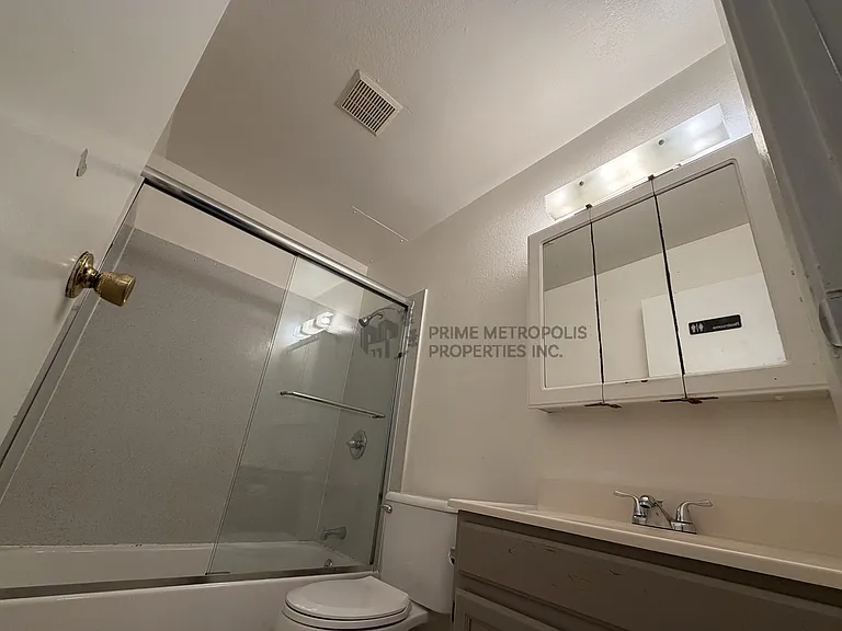 1817 7th St #1 — Photo 15