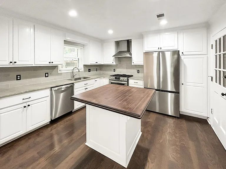 3340 Preakness Ct — Photo 7