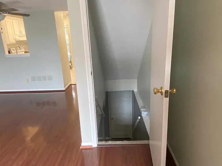 2930 Millbank Row — Photo 18
