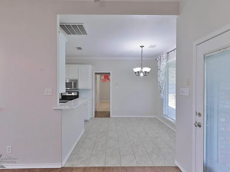 342 Pilgrim Rd — Photo 13
