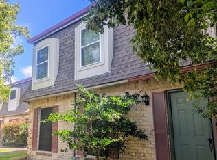 2901 Helena Ave APT 402, Nederland, TX 77627