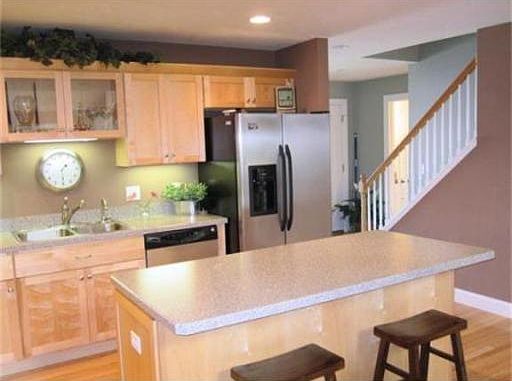 4th image of 88 Angell Brook Dr