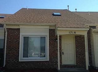 1716 Sword Dancer Dr, Virginia Beach, VA 23454
