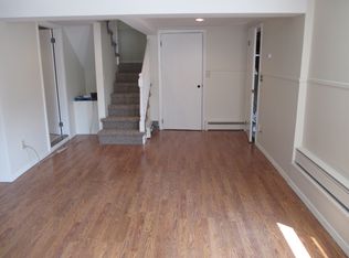 71 Adelaide Ave #1L, Warwick, RI 02886