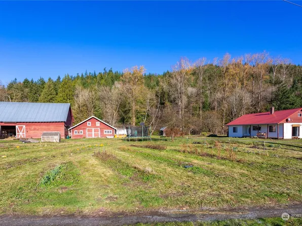 28675 Minkler Road, Sedro Woolley, WA 98284