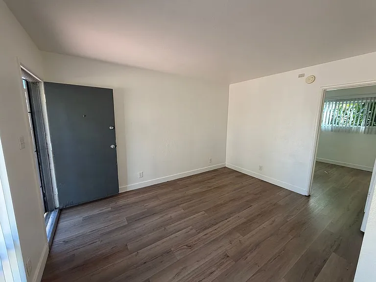 1518-40 E Artesia Blvd — Photo 54