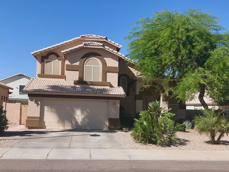 1st image of 13871 W Wilshire Dr