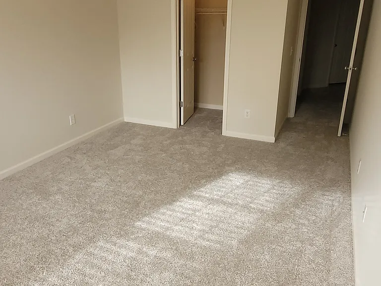 218 Windsor Chase Ct — Photo 17