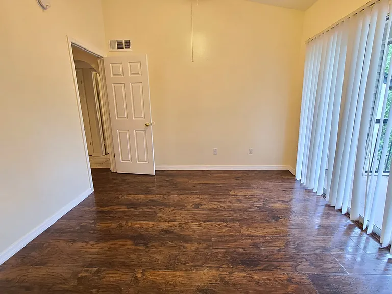 1948 Lake Atriums Cir #121 — Photo 20