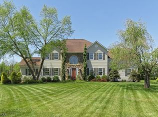 14 Ponderosa Trl, Sparta, NJ 07871