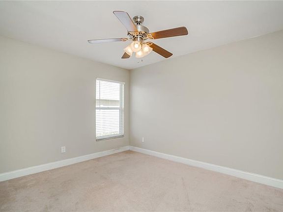 4th image of 1105 American Rose Pkwy