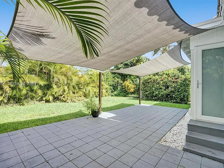 9040 Carlyle Ave — Photo 34