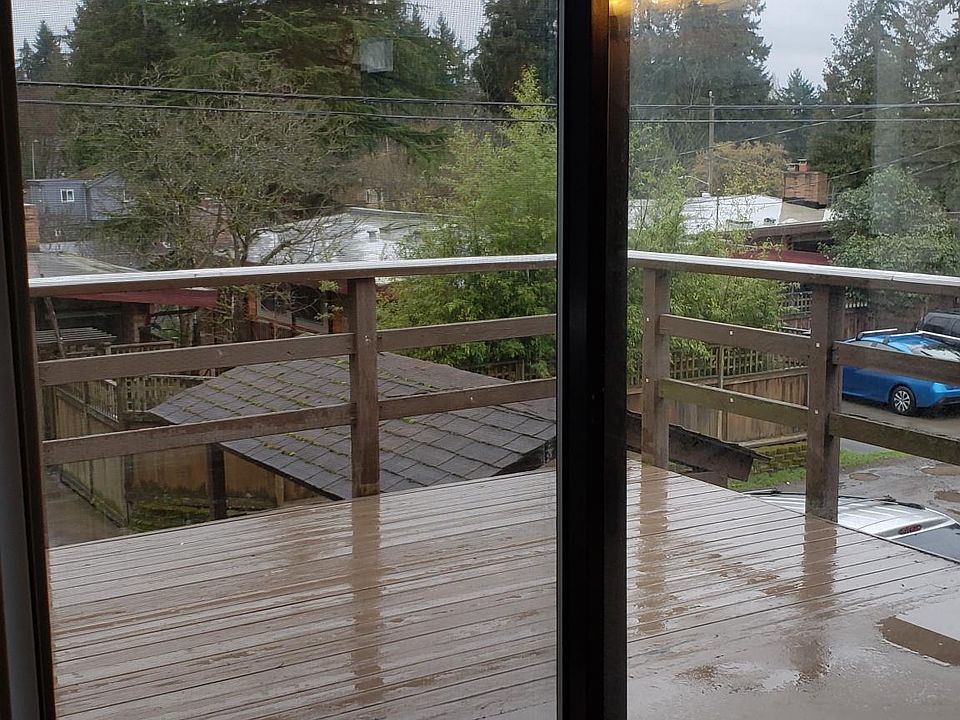 1st image of 12021 32nd Ave NE