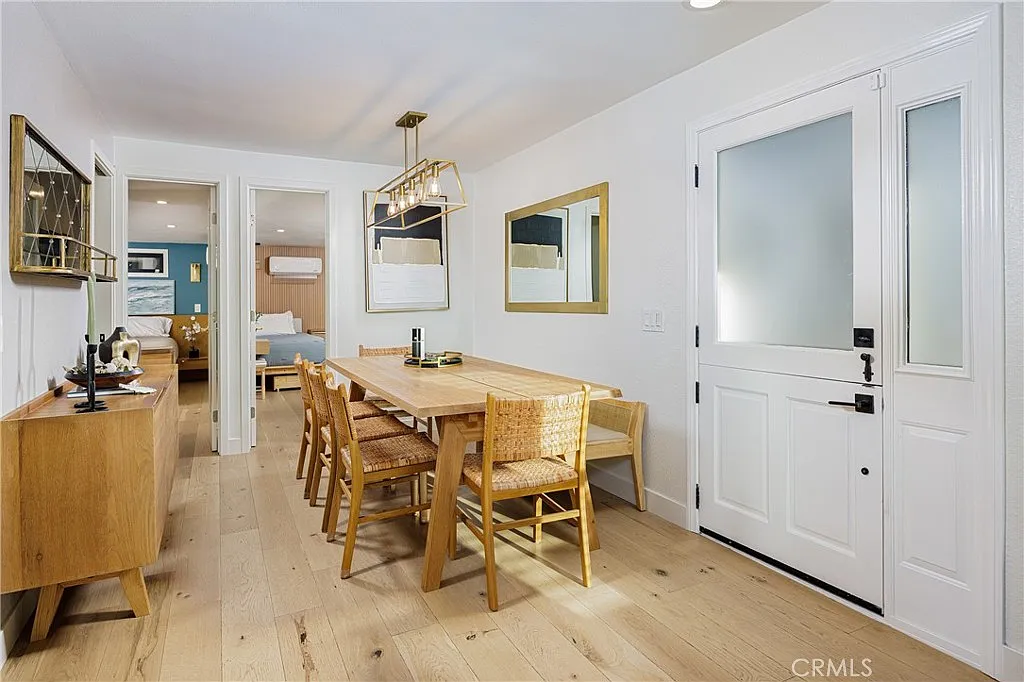 3 bed, 1500 sqft, $9,999 — Photo 3