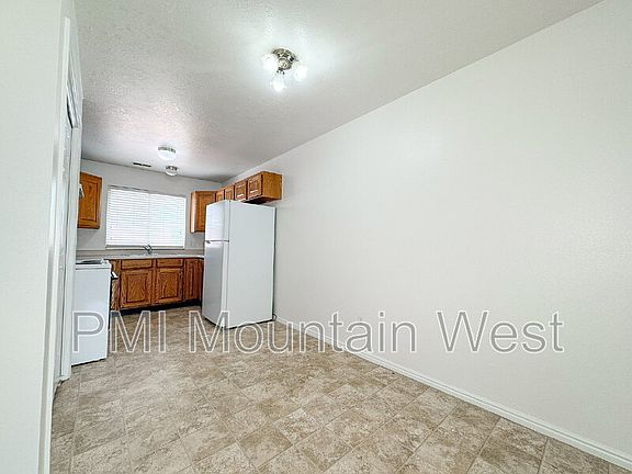5th image of 49 S 200th St W APT A7