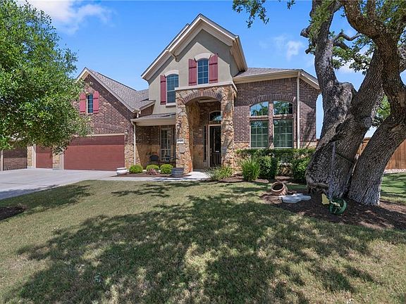 3rd image of 2305 Lookout Knoll Dr