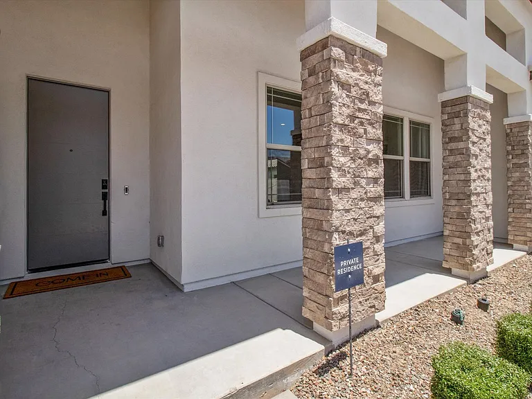 17254 W Vacaville St — Photo 5