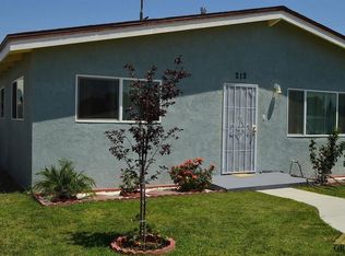 212 E Roberts Ln, Bakersfield, CA