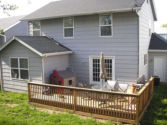 Deck for entertaining