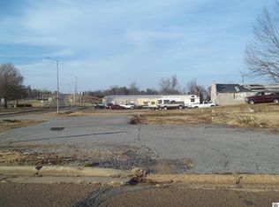 502 N 7th St, Mayfield, KY 42066