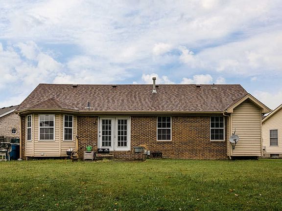 5th image of 7104 Brook Garden Pl