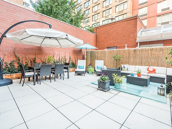 2nd image of 555 W 23rd St APT N3p